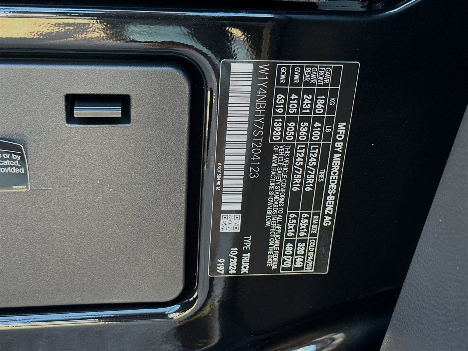 New 2025 Mercedes-Benz Sprinter 2500 image 33