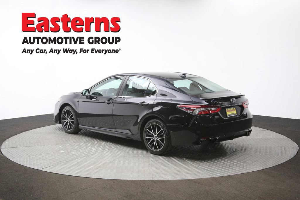 Used 2024 Toyota Camry SE image 61