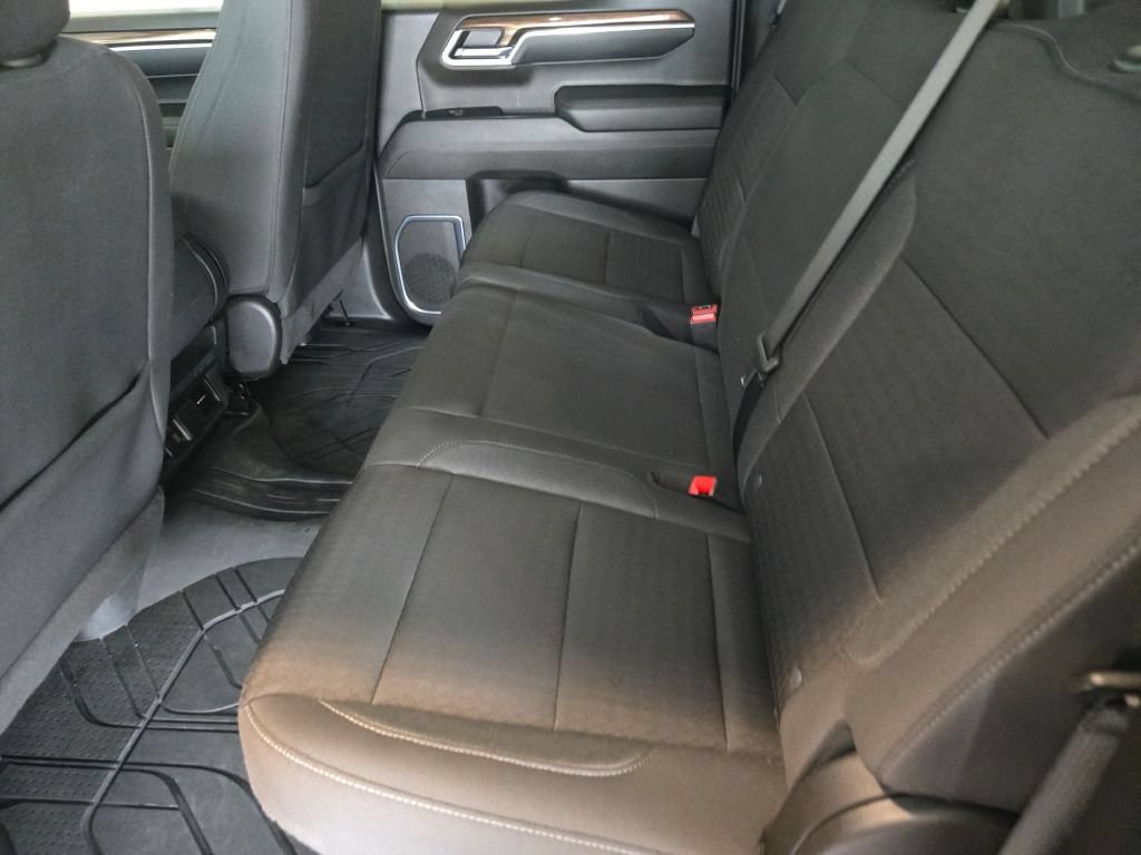 Used 2024 Chevrolet Silverado 1500 RST w/ Protection Package AWD/4WD image 16