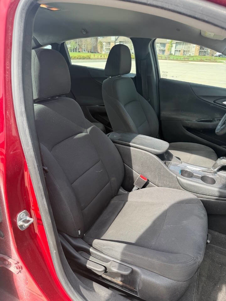 Used 2016 Chevrolet Malibu LT image 8