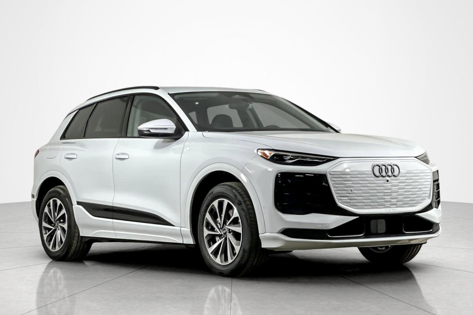 New 2025 Audi Q6 e-tron Premium image 2