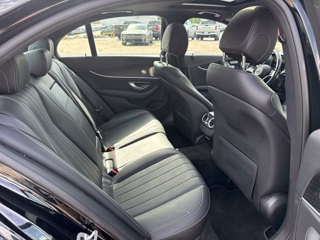 Used 2023 Mercedes-Benz E 350 4MATIC Sedan image 24