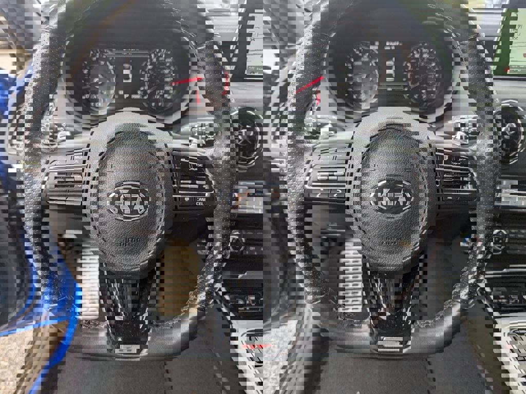 Used 2020 Kia Stinger GT2 image 28