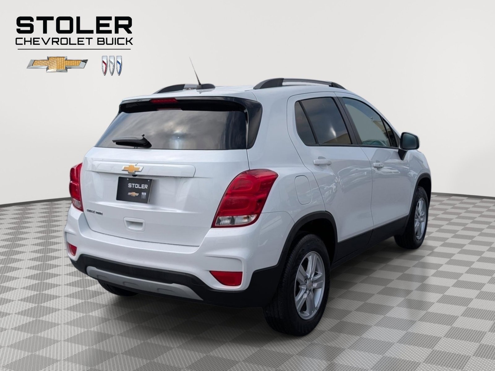 Used 2022 Chevrolet Trax LT w/ LT Convenience Package image 5