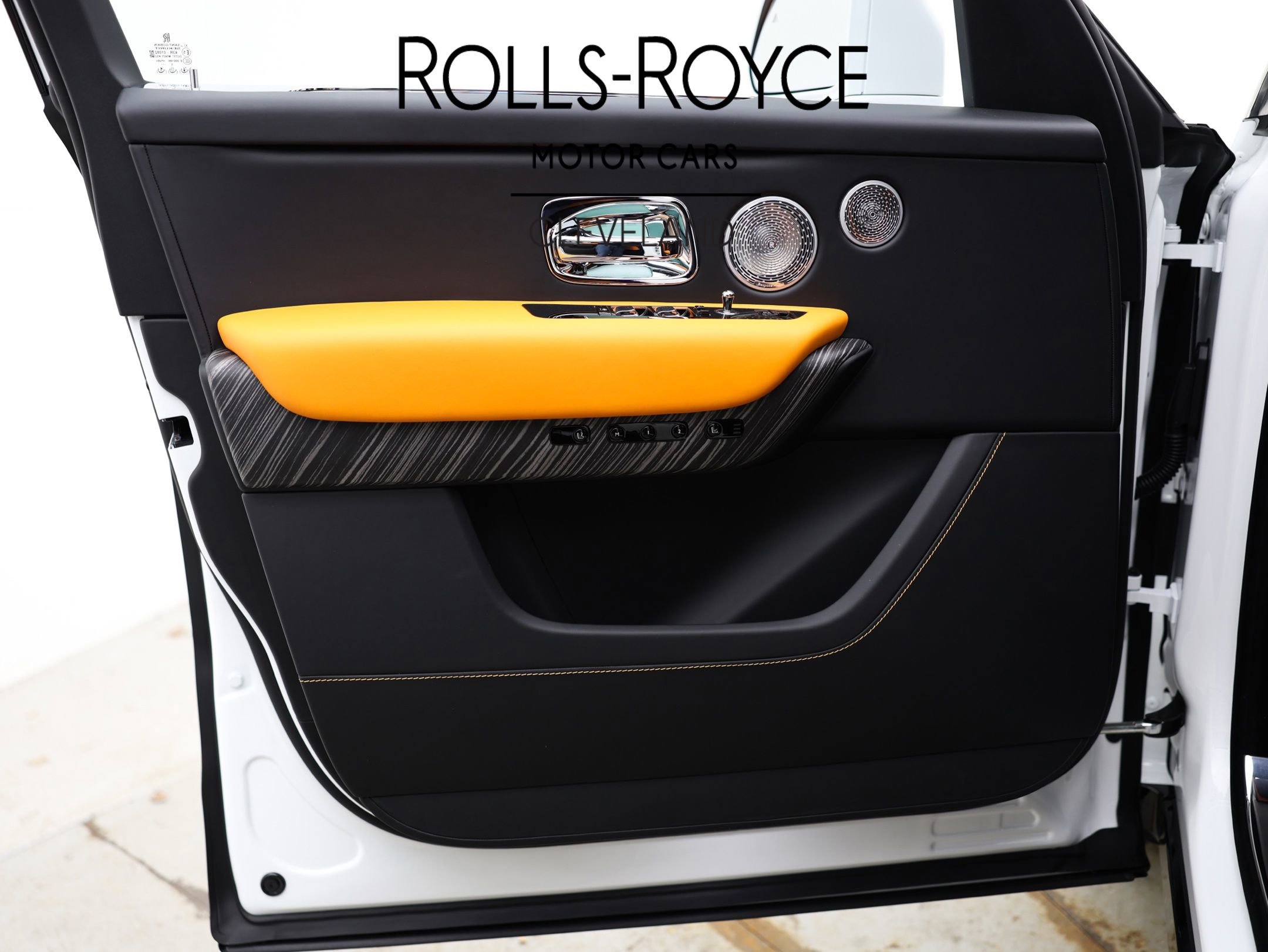 New 2026 Rolls-Royce Cullinan image 43