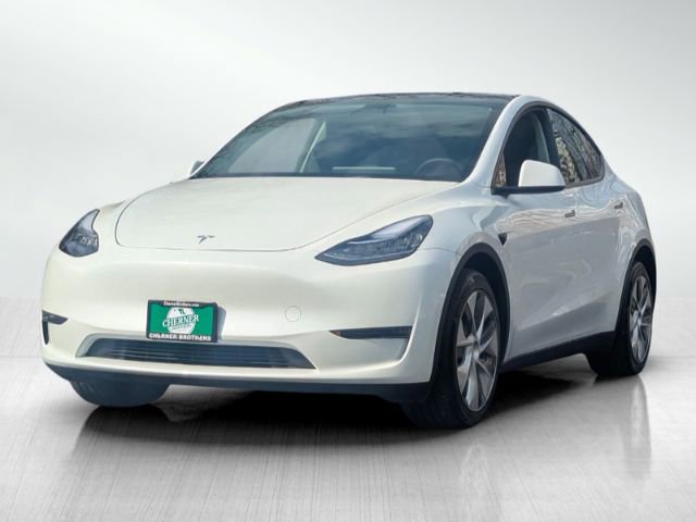 Used 2023 Tesla Model Y Long Range image 8