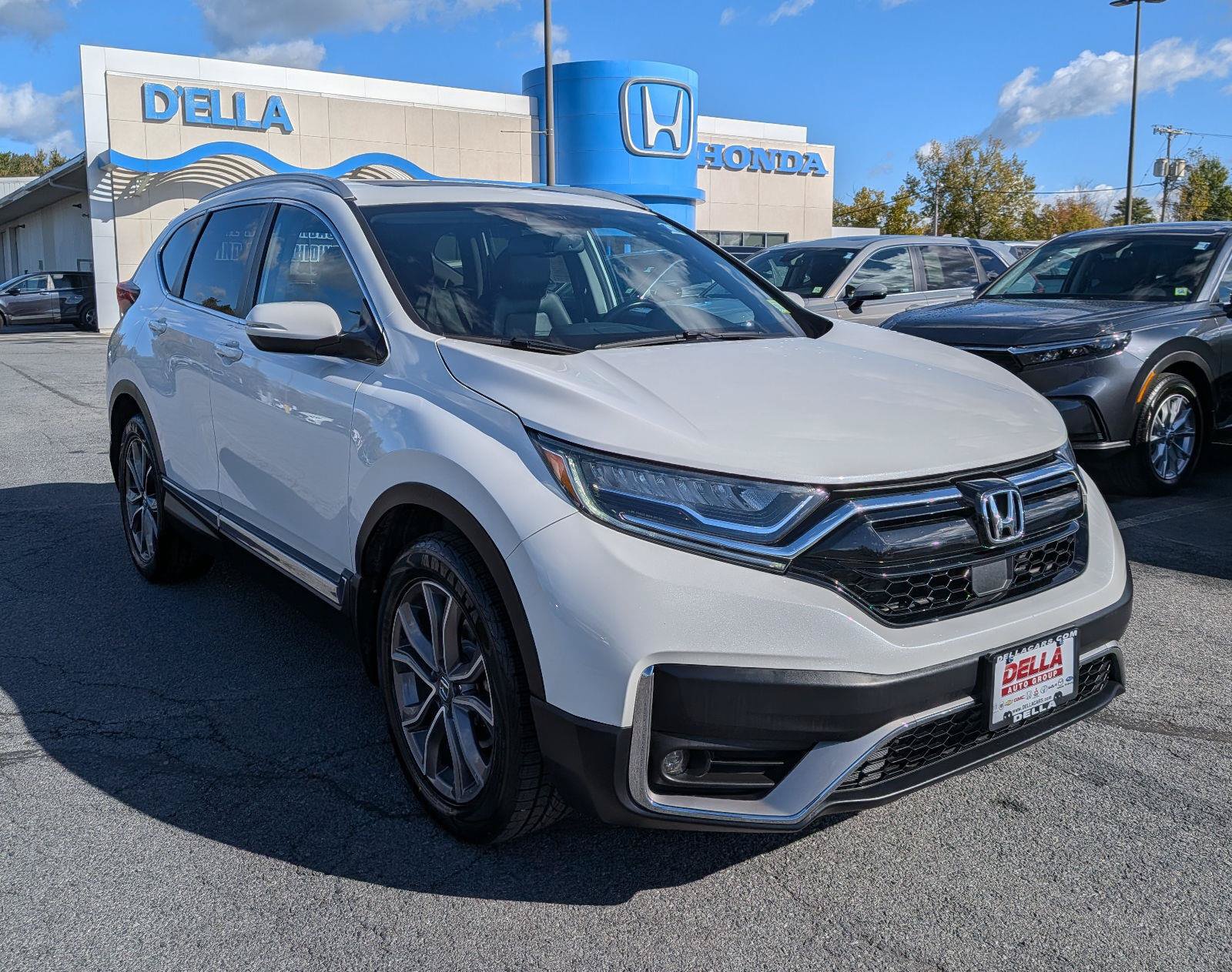 Used 2022 Honda CR-V Touring image 4