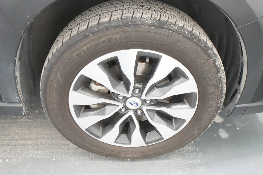 Used 2024 Subaru Outback Limited AWD/4WD image 11