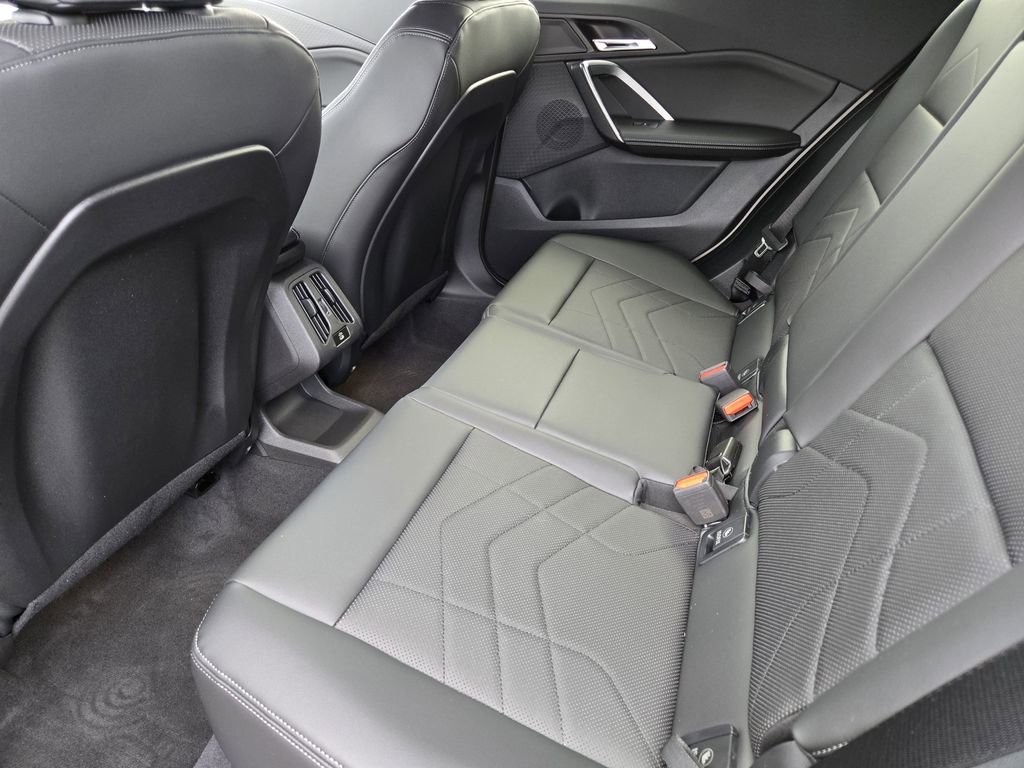 New 2026 BMW X2 xDrive28i w/ Convenience Package image 31