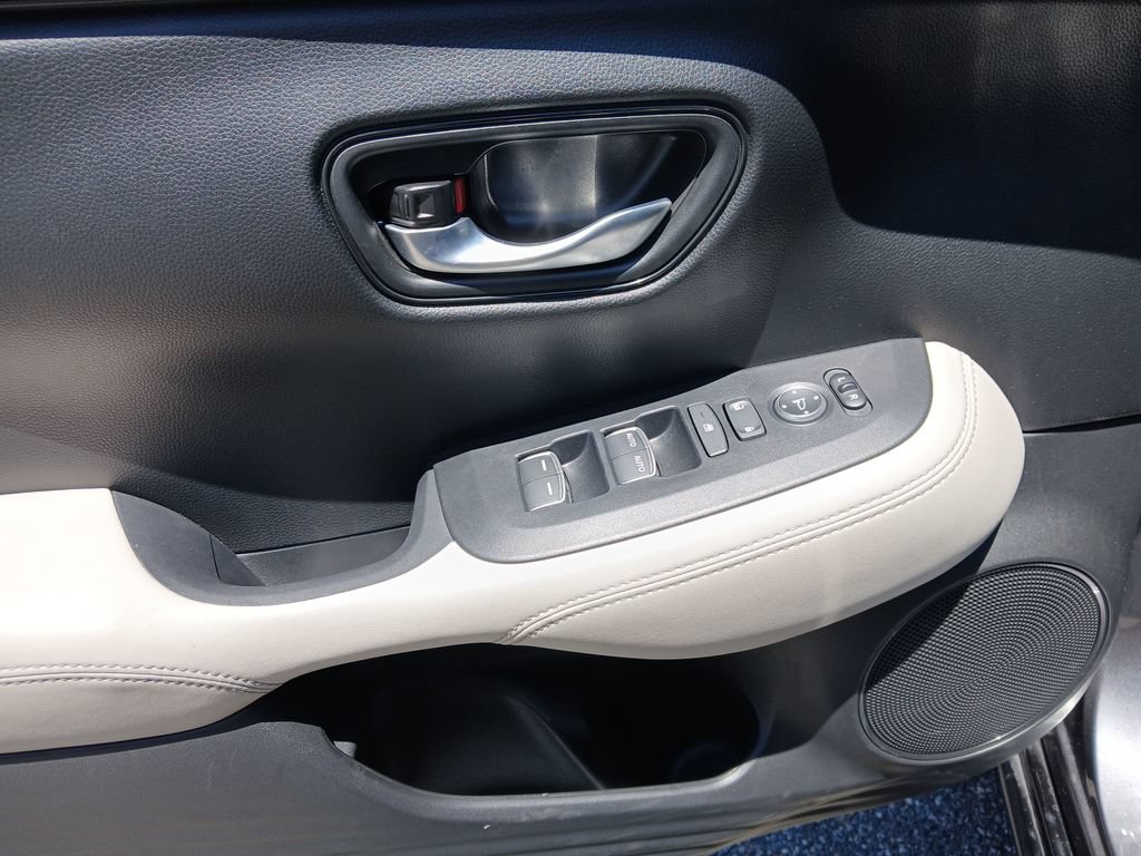 Used 2026 Honda HR-V EX-L image 23