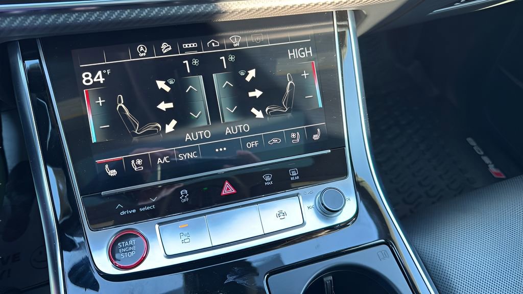 Used 2022 Audi RS Q8 image 20