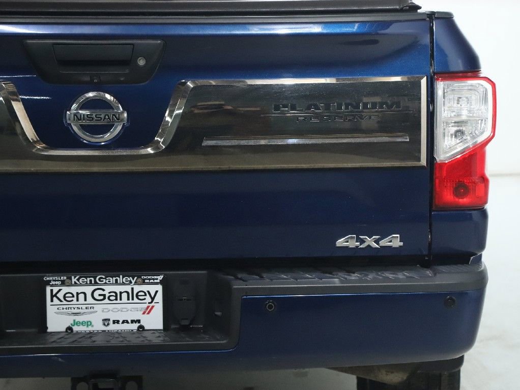 Used 2017 Nissan Titan Platinum Reserve image 41