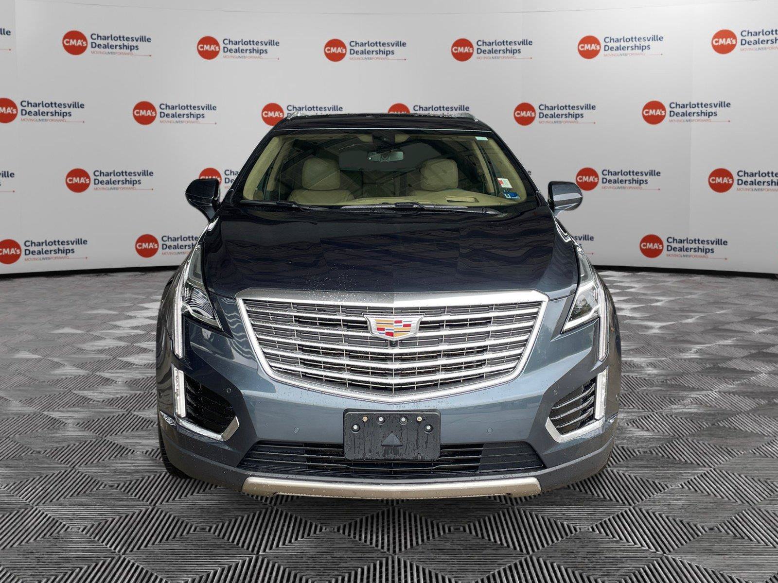 Used 2019 Cadillac XT5 Platinum AWD/4WD image 8
