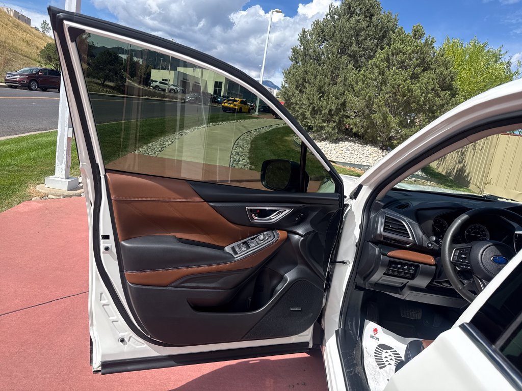 Used 2023 Subaru Forester Touring AWD/4WD image 11