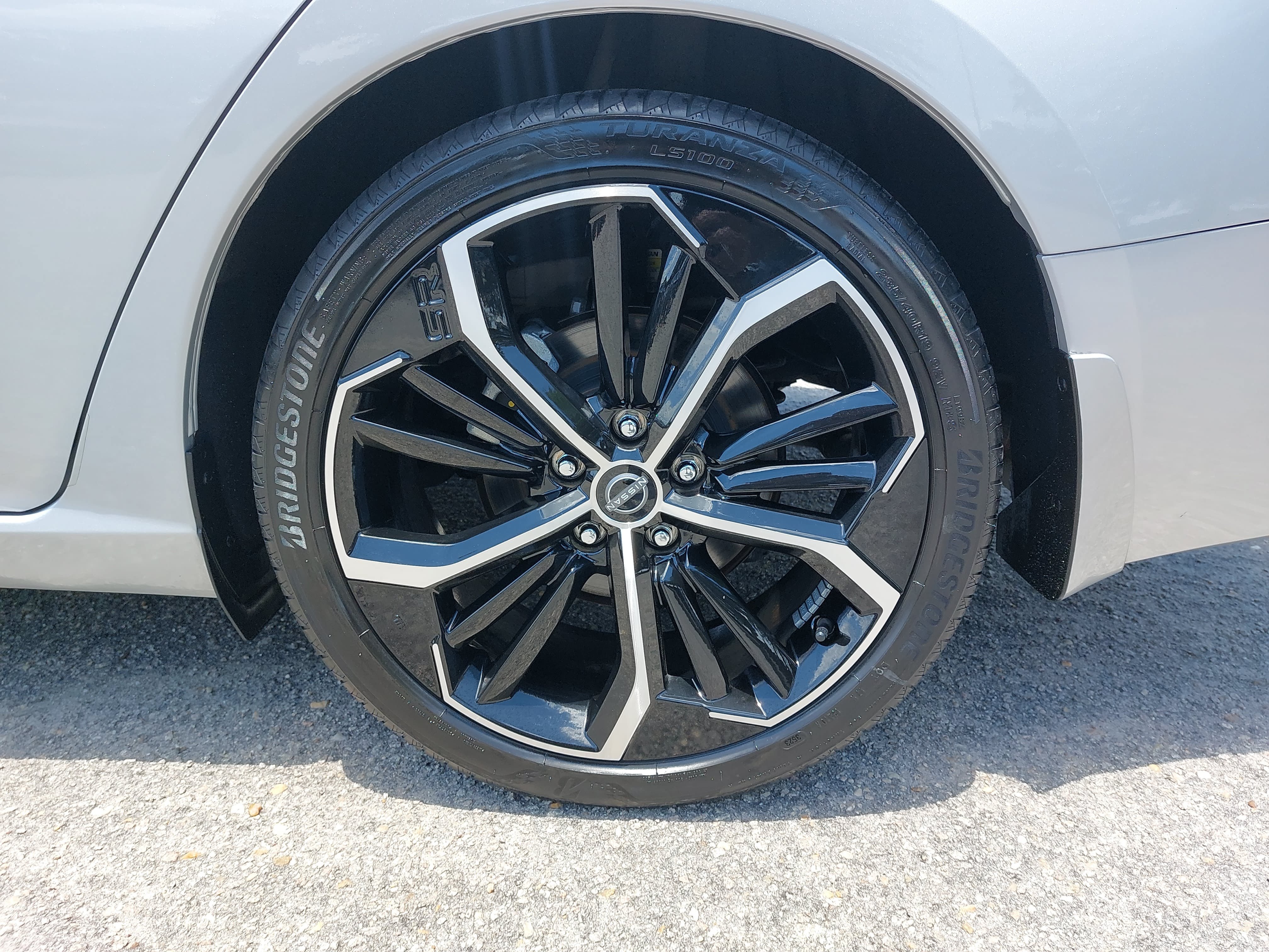 Used 2024 Nissan Altima 2.5 SR FWD image 35