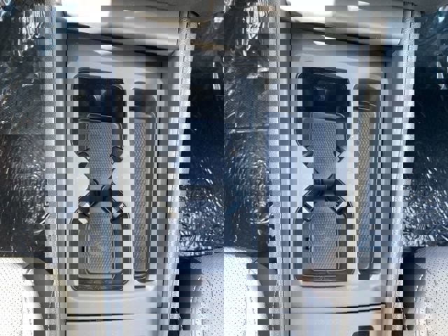 New 2025 Volkswagen Tiguan SE image 36