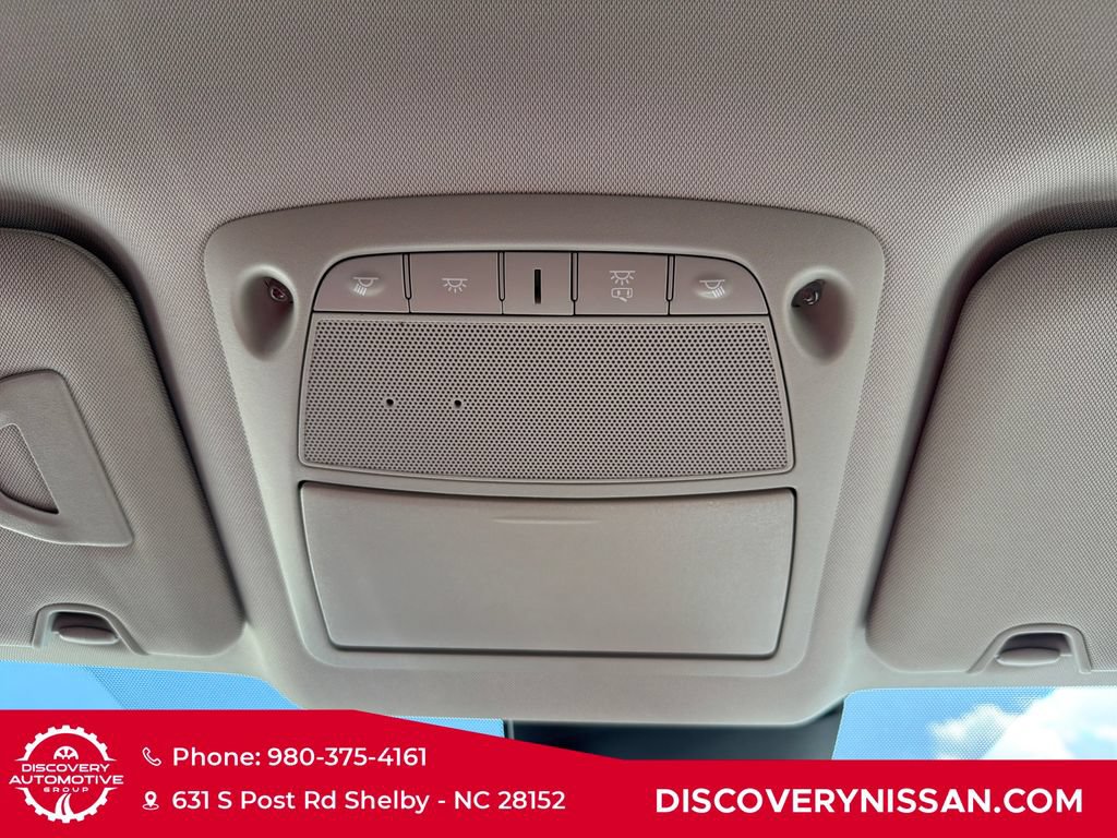 Certified 2019 Nissan Rogue SV w/ Premium Package FWD image 27