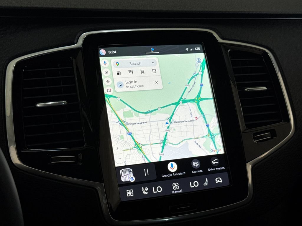 Certified 2023 Volvo XC90 B5 Plus AWD/4WD image 19