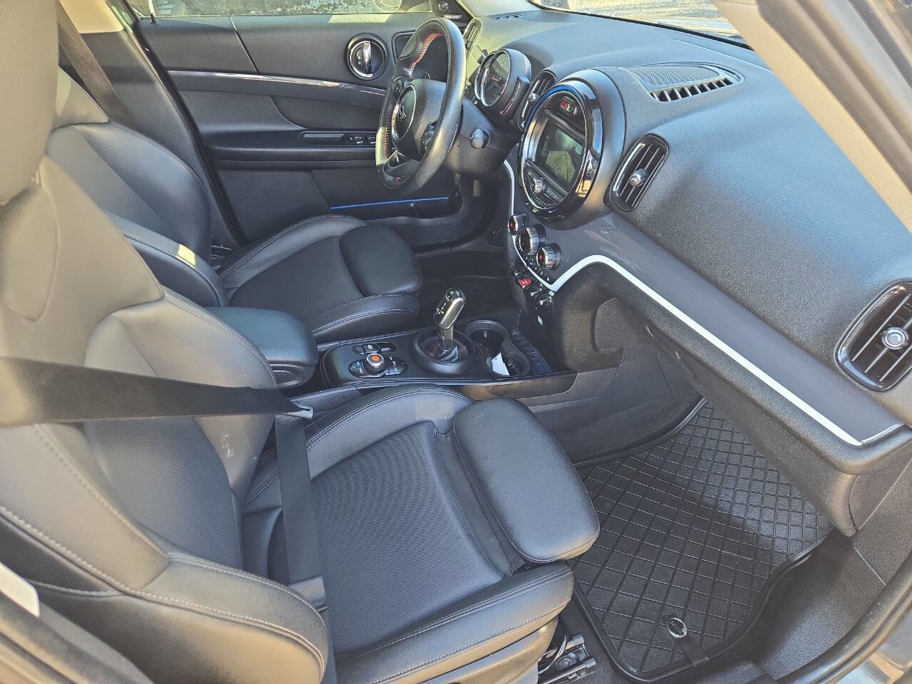 Used 2020 MINI Cooper Countryman S w/ Storage Package image 29