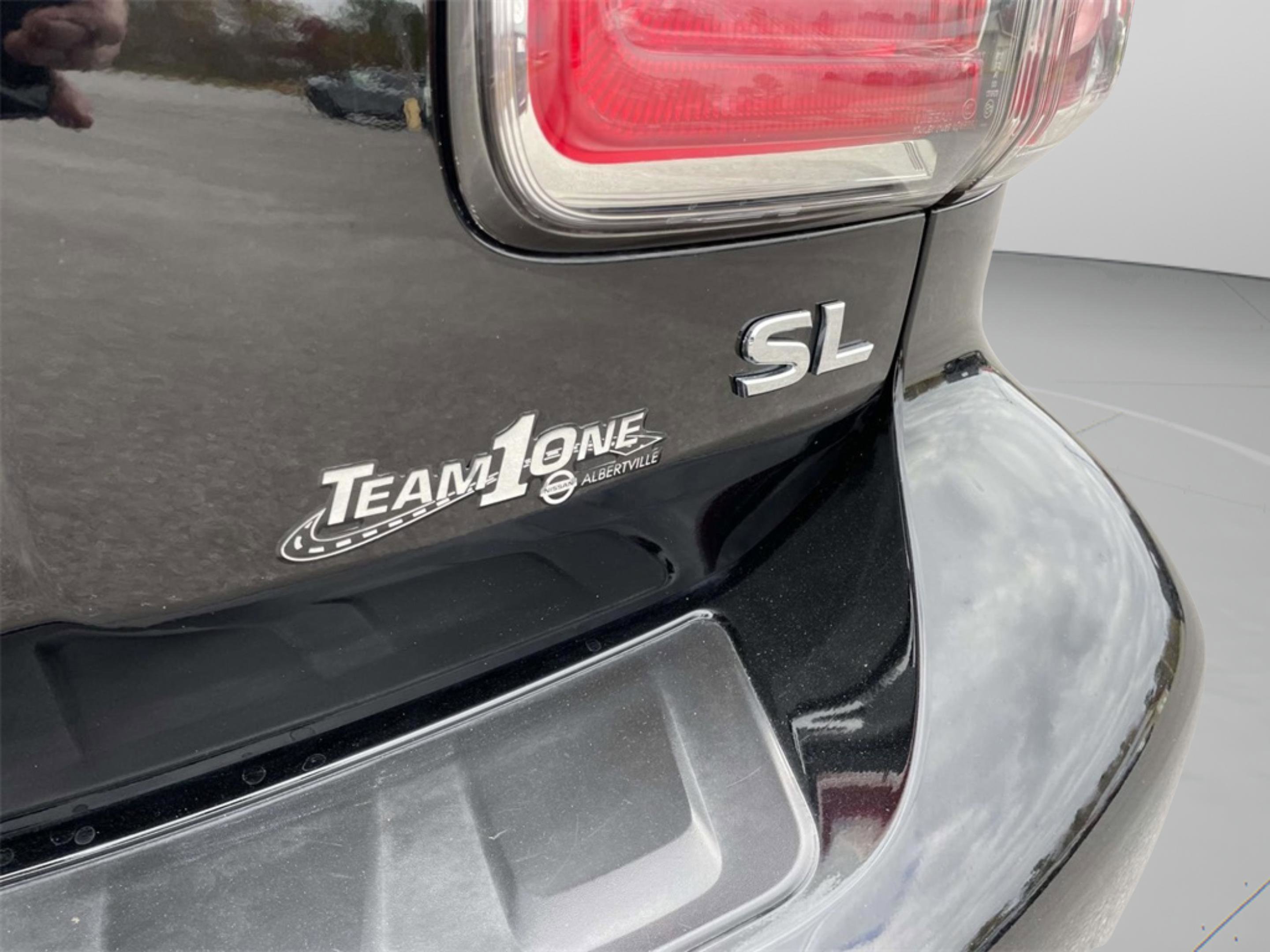 Used 2019 Nissan Armada SL w/ Premium Package image 10