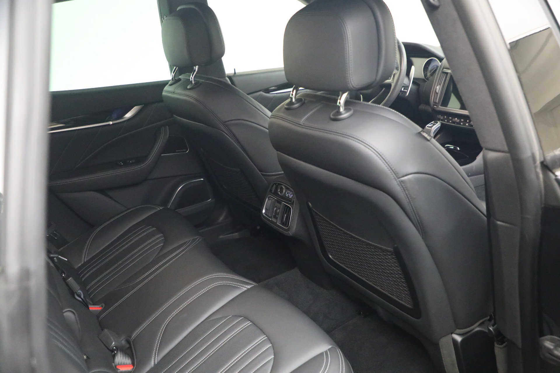 Certified 2023 Maserati Levante GT AWD/4WD image 19