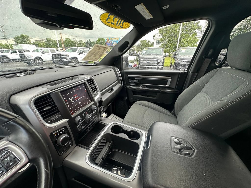 Used 2023 RAM 1500 Warlock AWD/4WD image 30