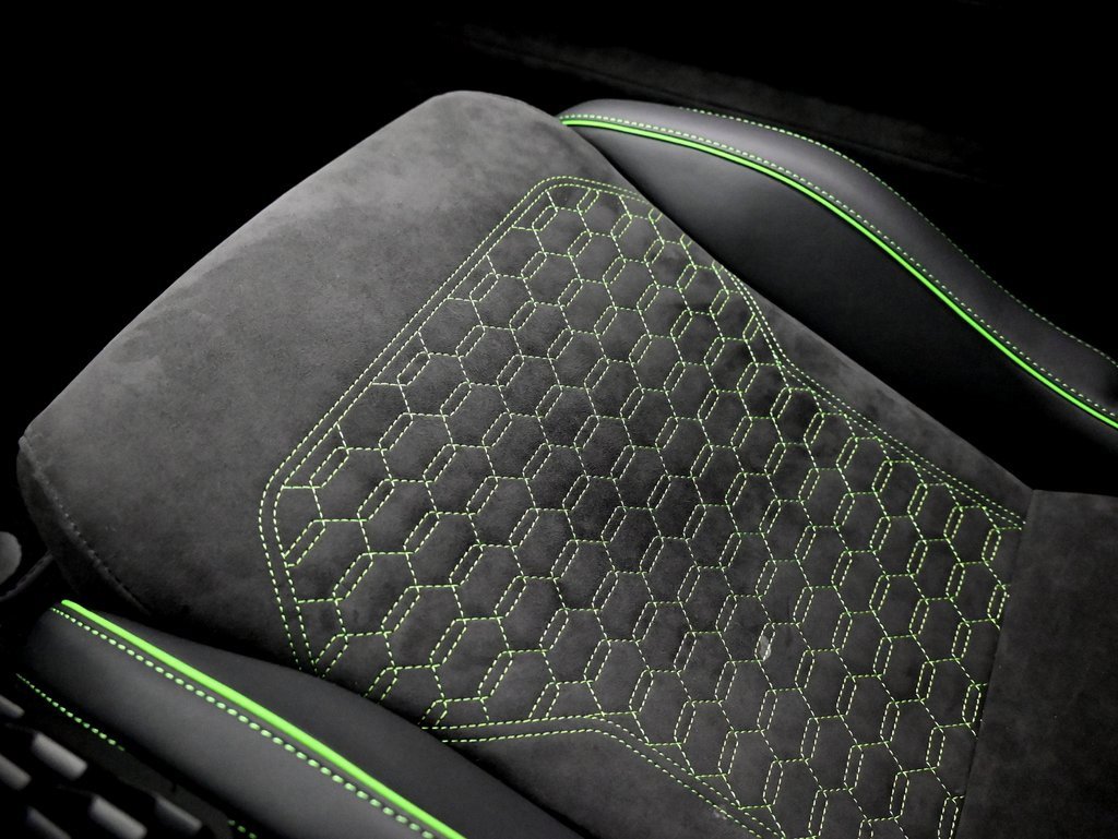 Used 2023 Lamborghini Huracan Tecnica image 9