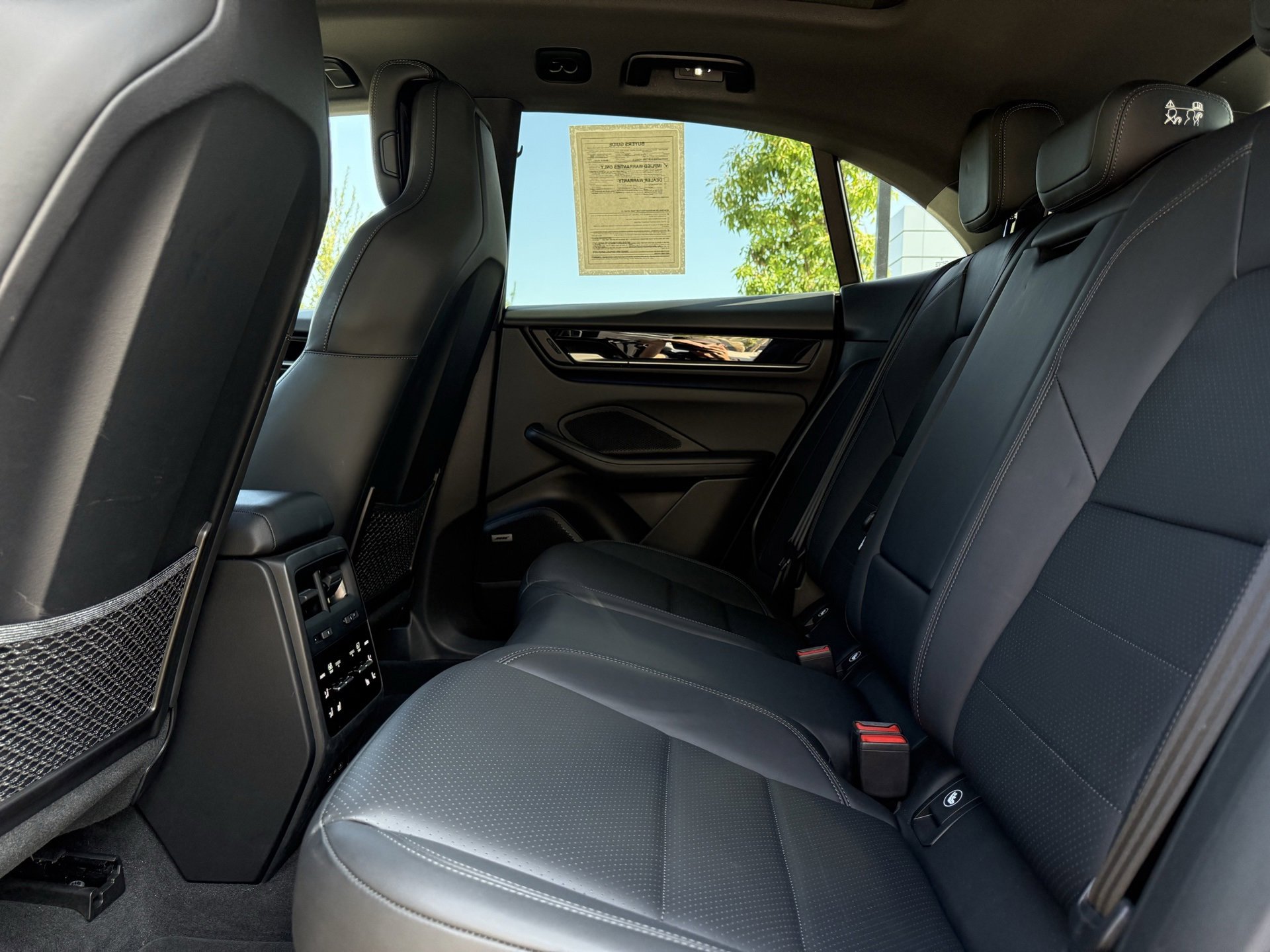 Used 2025 Porsche Macan Electric image 28