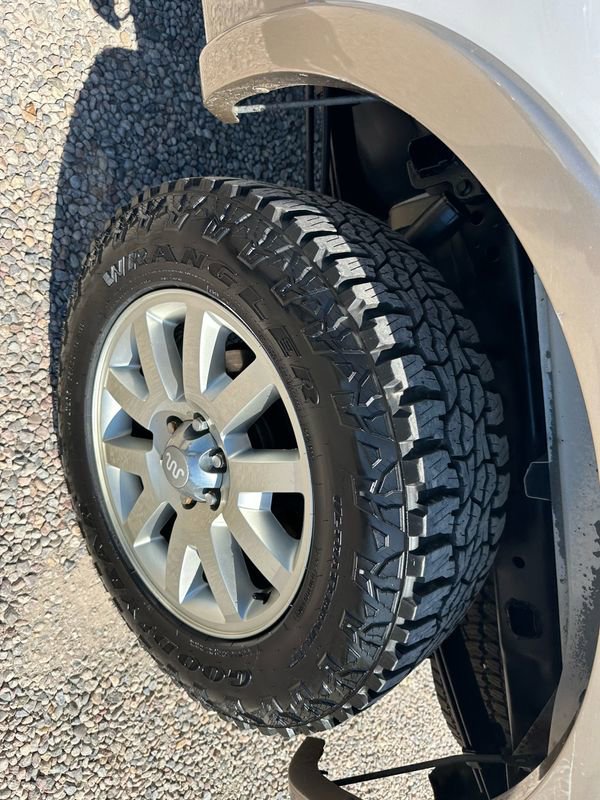 Used 2012 Ford F150 King Ranch w/ Off Road Pkg image 42