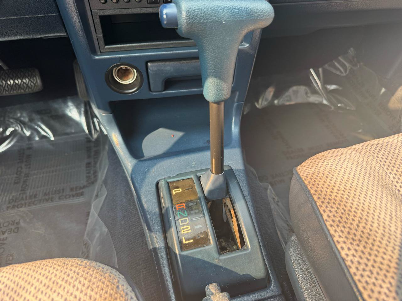 Used 1991 Geo Prizm LSi FWD image 16