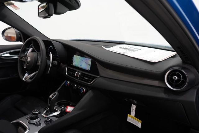 New 2025 Alfa Romeo Giulia AWD image 16