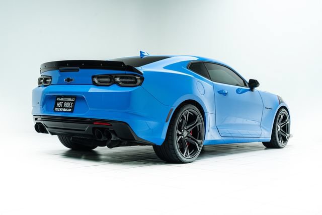 Used 2022 Chevrolet Camaro SS RWD image 12