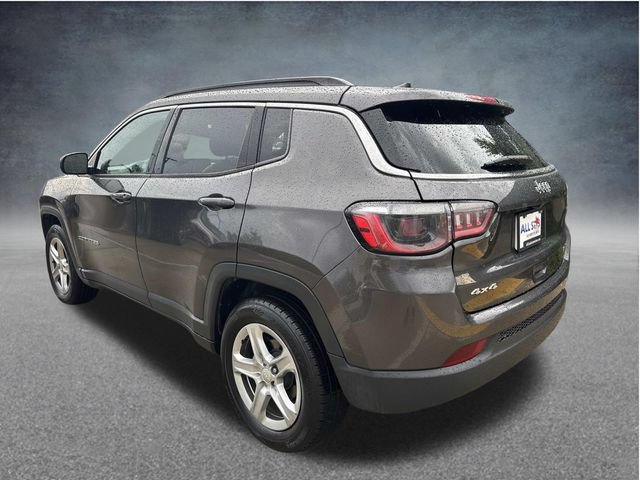 Used 2024 Jeep Compass Latitude AWD/4WD image 7