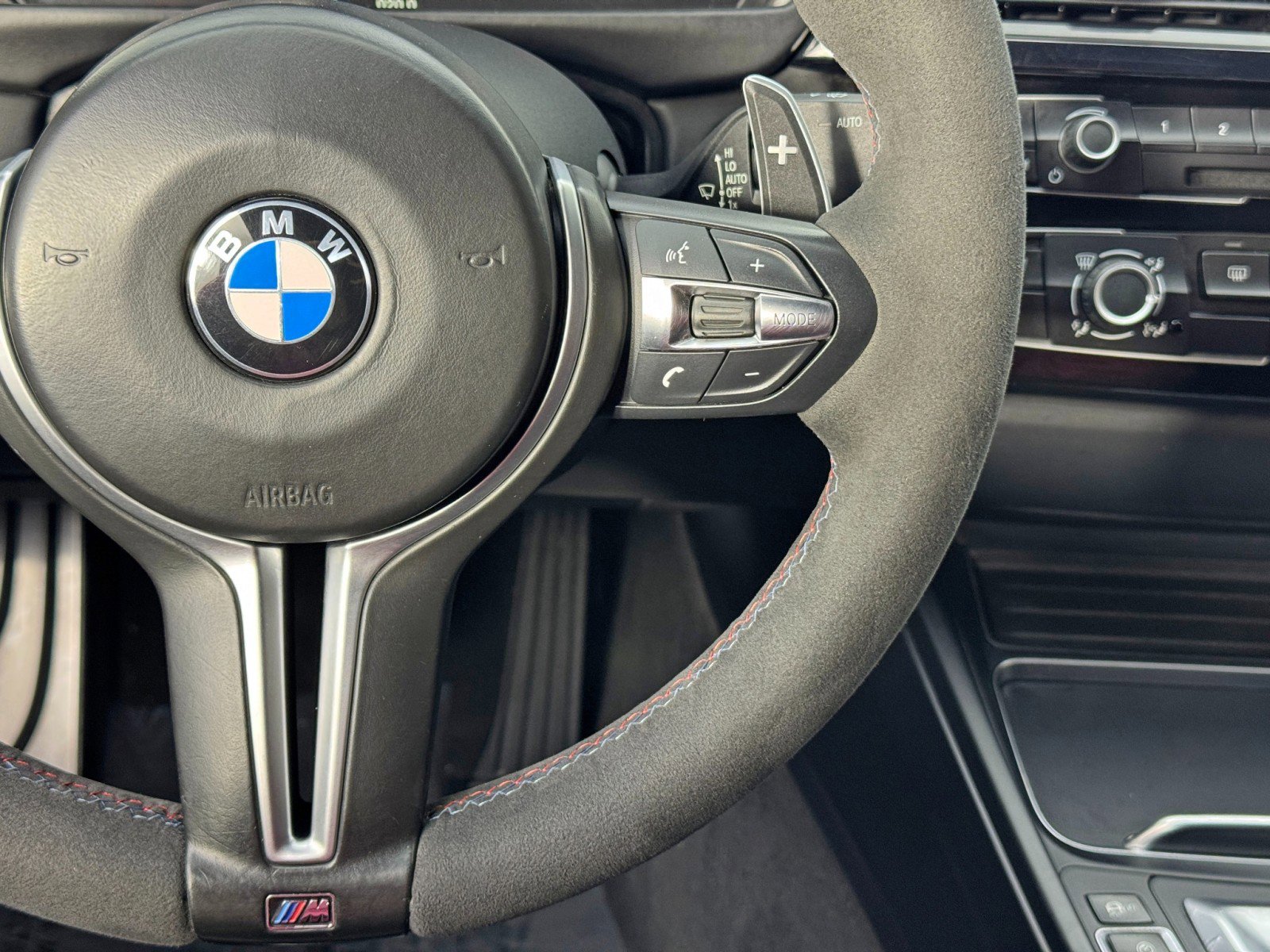 Used 2019 BMW M4 CS w/ Executive Package image 23