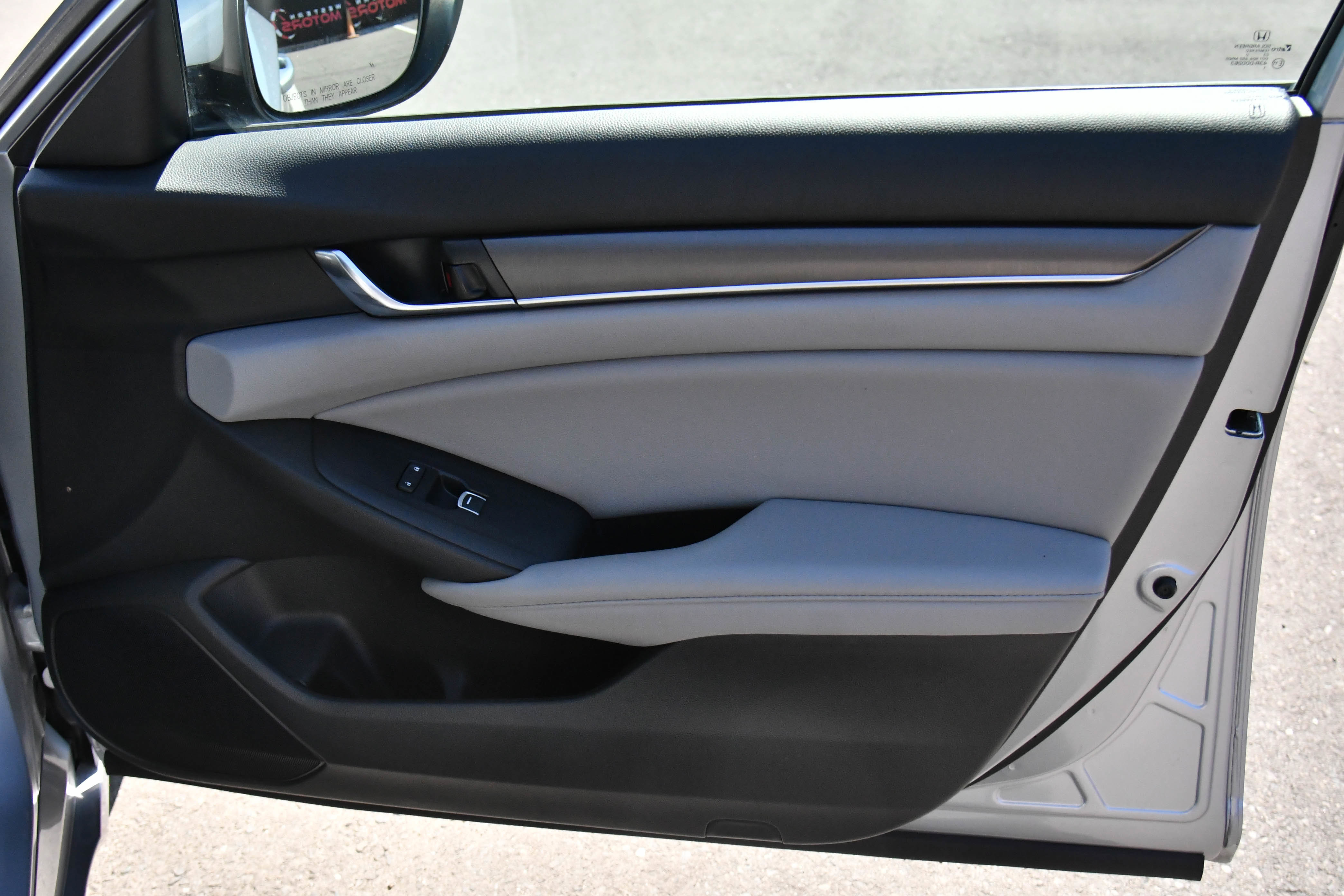 Used 2020 Honda Accord LX image 39