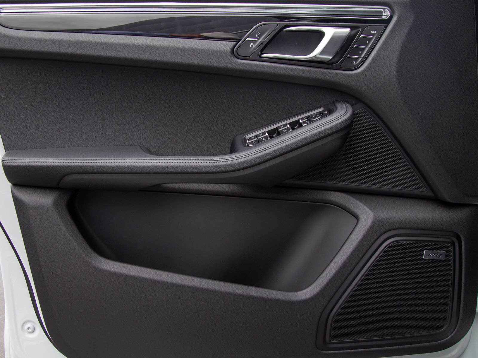 New 2026 Porsche Macan AWD/4WD image 14