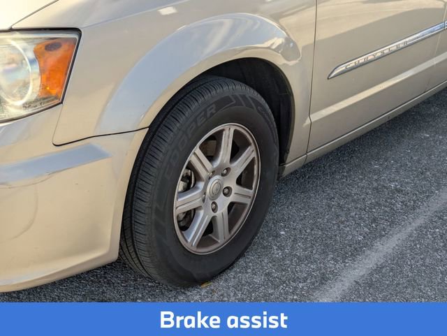 Used 2012 Chrysler Town & Country Touring w/ Entertainment Group #1 image 6