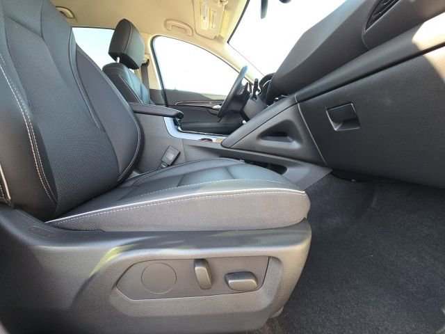Used 2023 Buick Envision Essence w/ Technology Package I image 18
