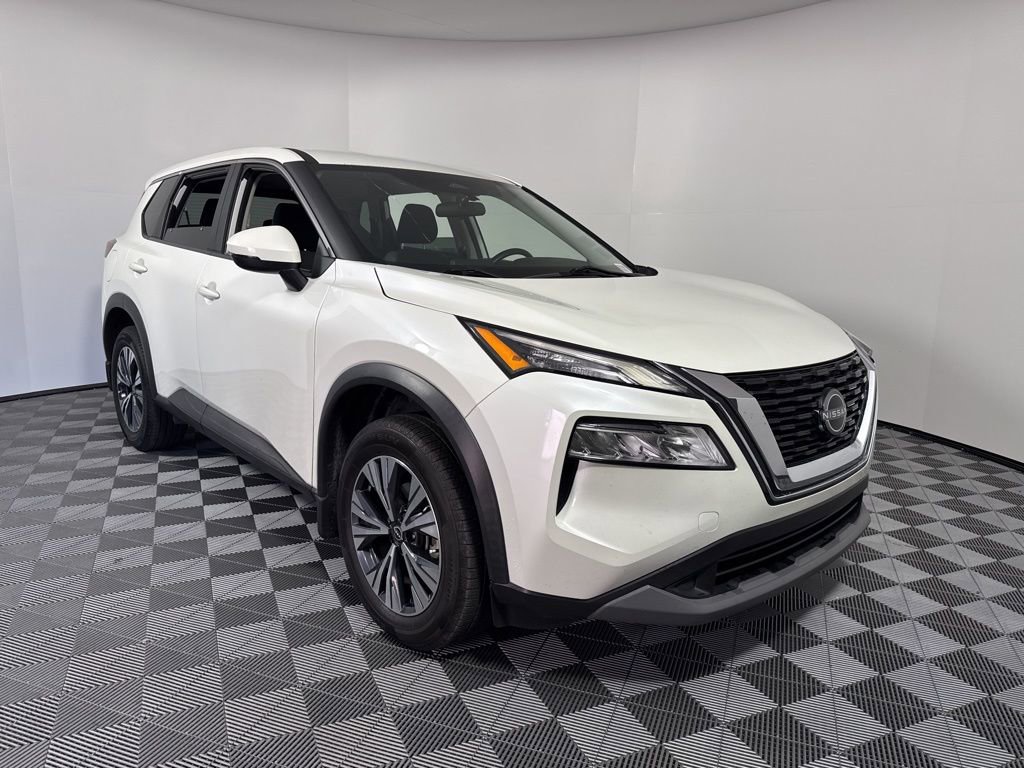 Used 2023 Nissan Rogue SV image 10
