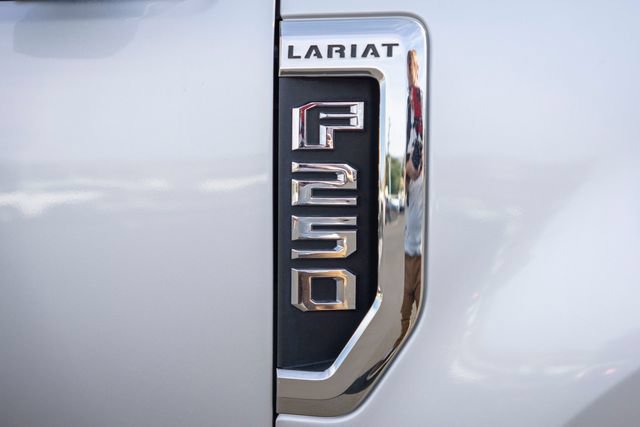 Used 2017 Ford F250 Lariat w/ Chrome Package AWD/4WD image 34