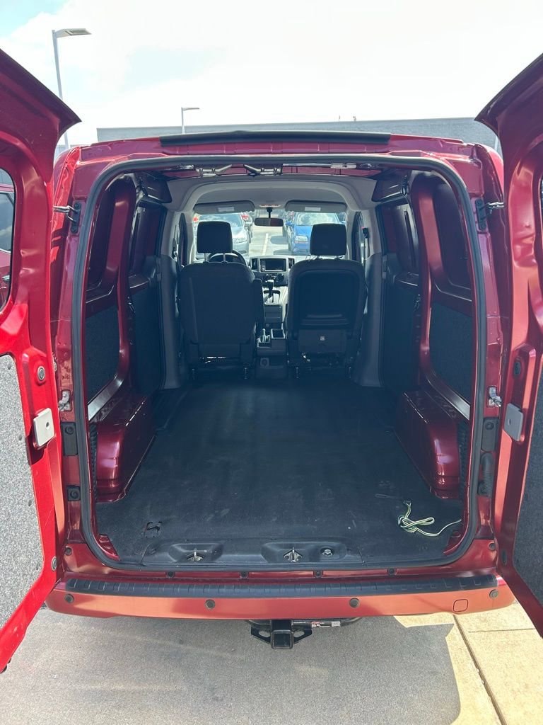 Used 2020 Nissan NV200 SV w/ Back Door Glass Package image 5