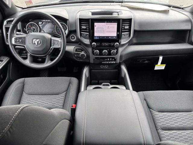 New 2026 RAM 1500 Express AWD/4WD image 3