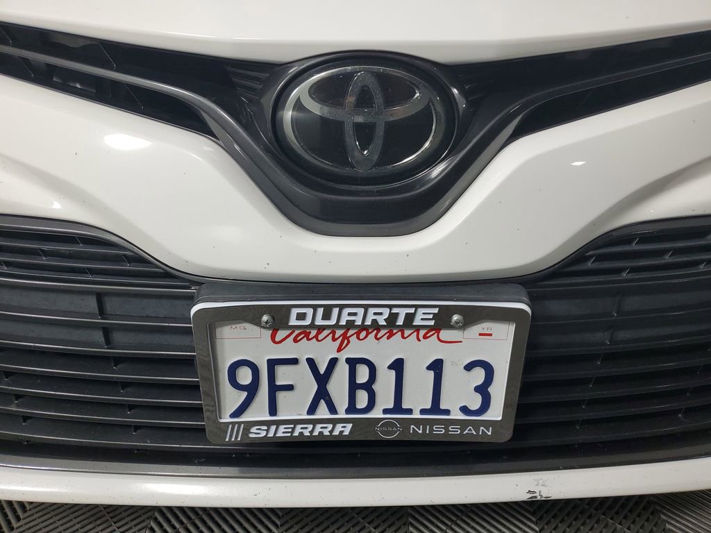 Used 2020 Toyota Camry LE FWD image 10