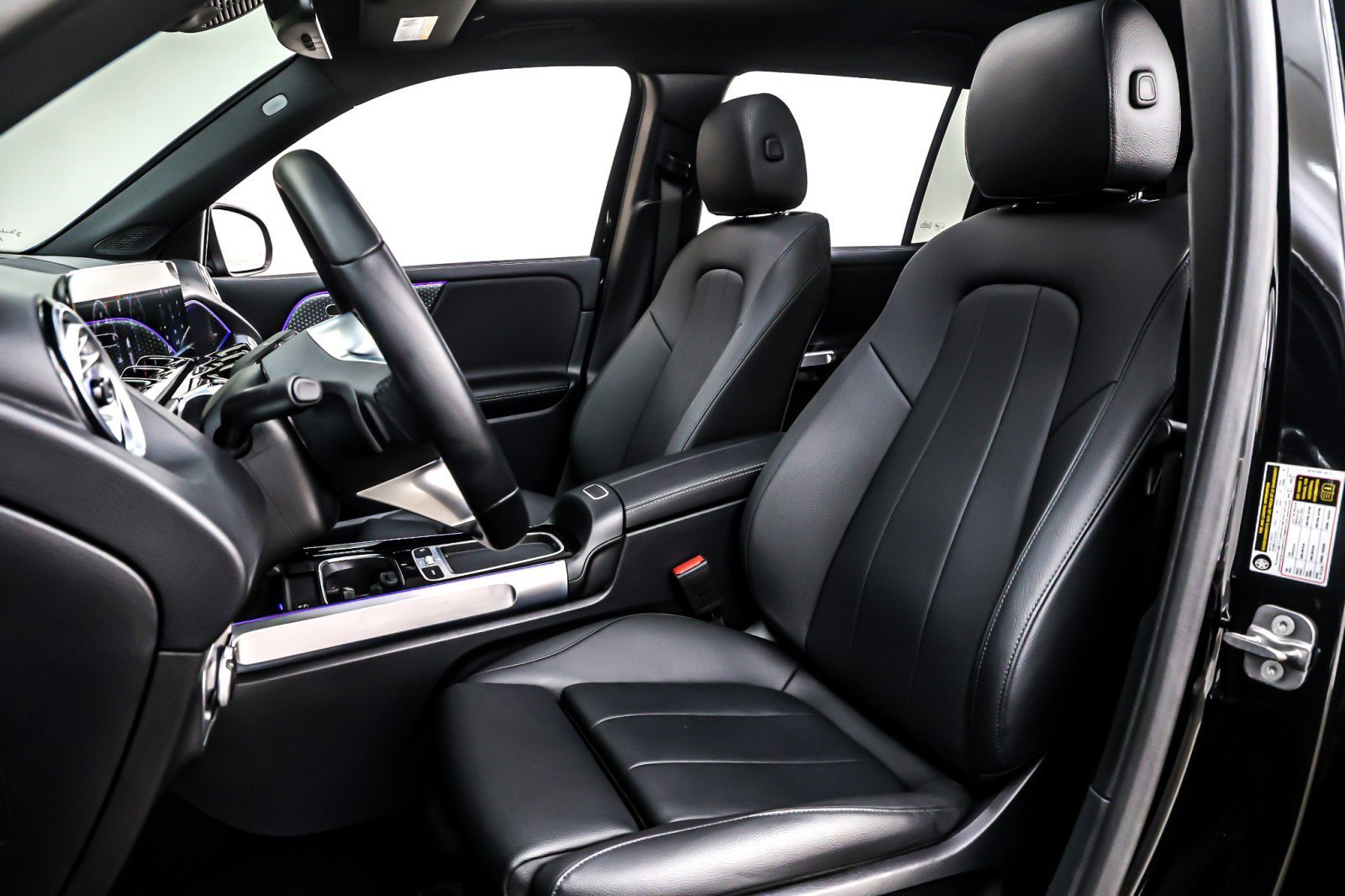 Certified 2025 Mercedes-Benz GLB 250 image 19