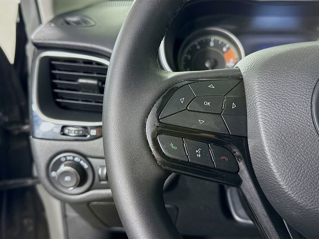 Used 2023 Jeep Cherokee Altitude Lux image 21