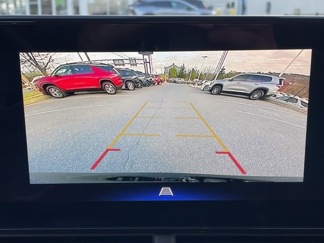 Certified 2025 Chevrolet Trax RS w/ Sunroof Package image 4