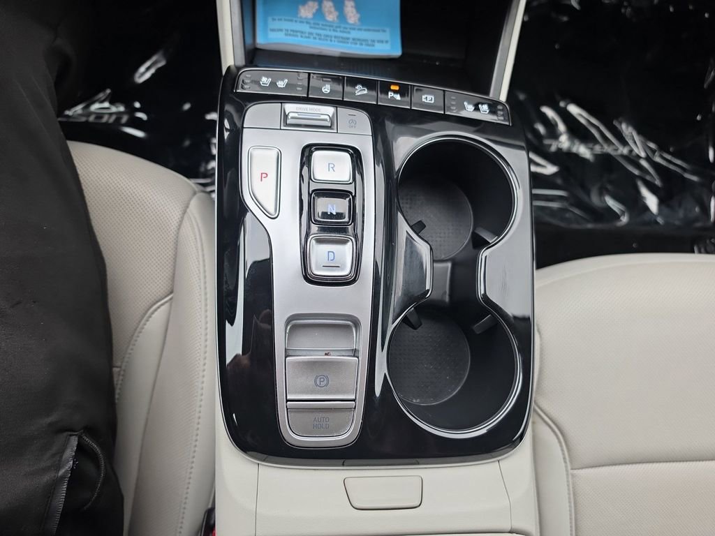 Certified 2024 Hyundai Tucson Limited FWD image 18