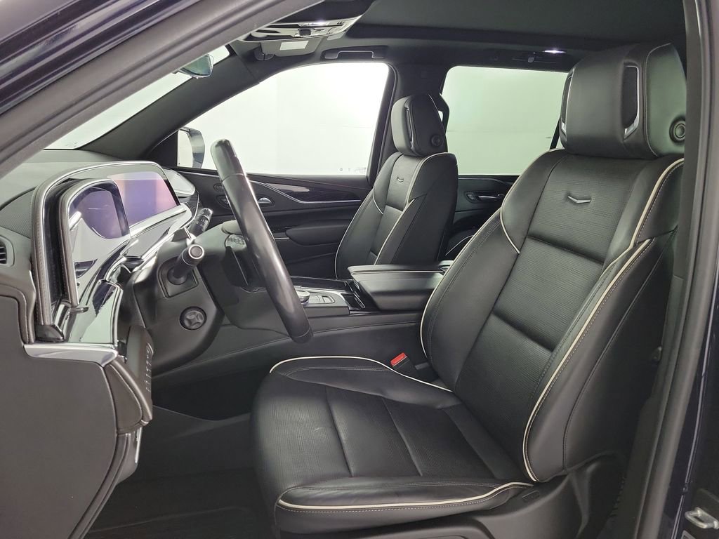 Used 2022 Cadillac Escalade Sport w/ Touring Package image 17