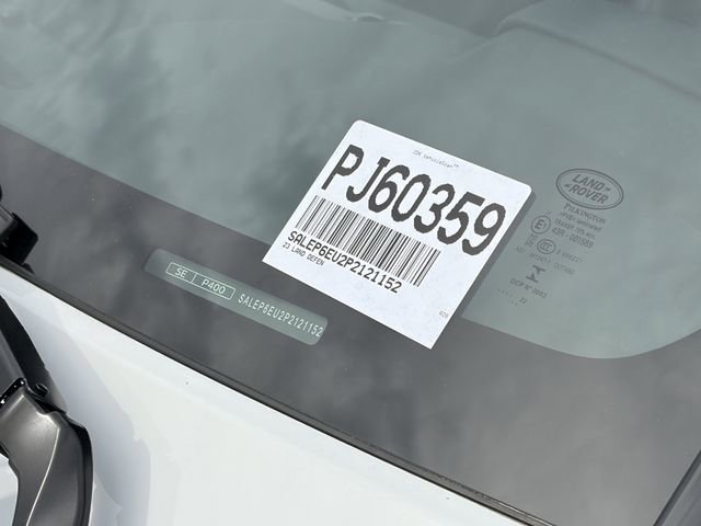 Used 2023 Land Rover Defender 90 SE image 29