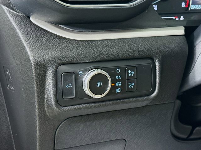 Used 2022 Ford Explorer XLT w/ Equipment Group 202A image 10